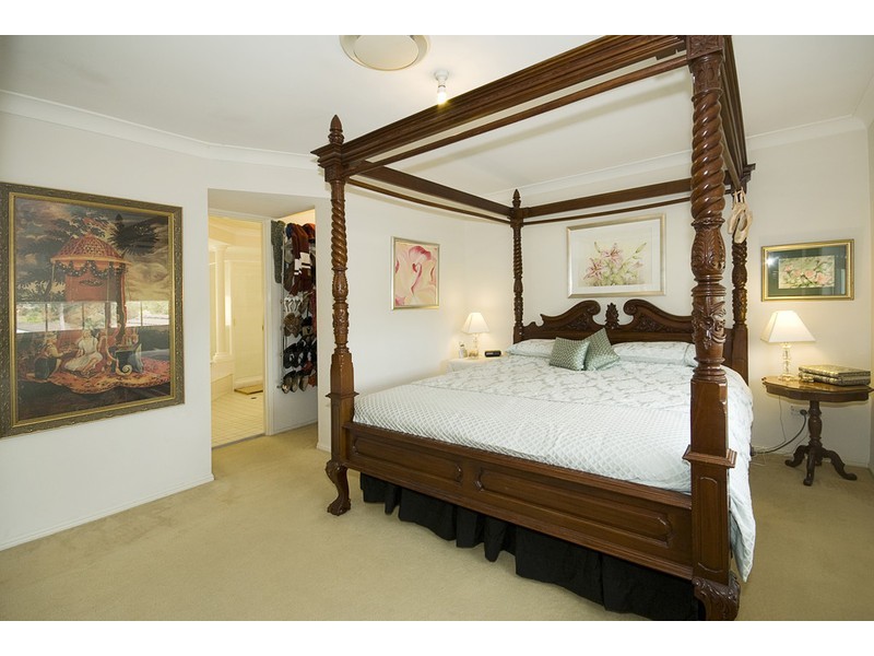 10 Settlers Circuit, Forest Lake QLD 4078