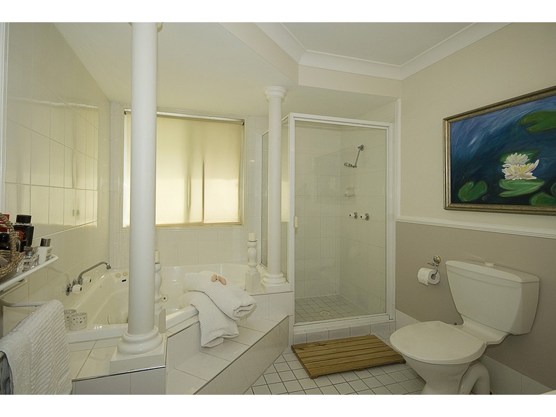 10 Settlers Circuit, Forest Lake QLD 4078