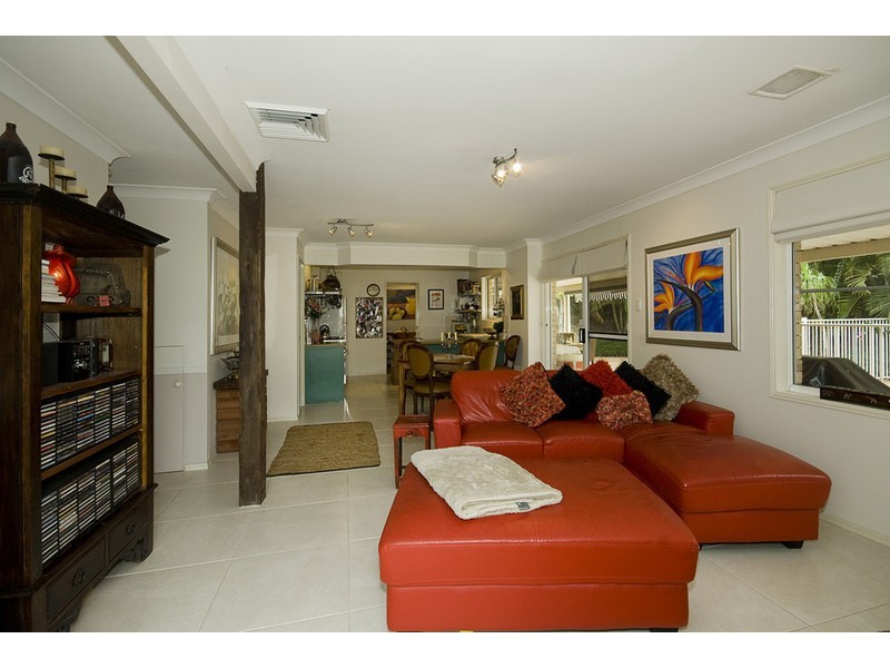 10 Settlers Circuit, Forest Lake QLD 4078