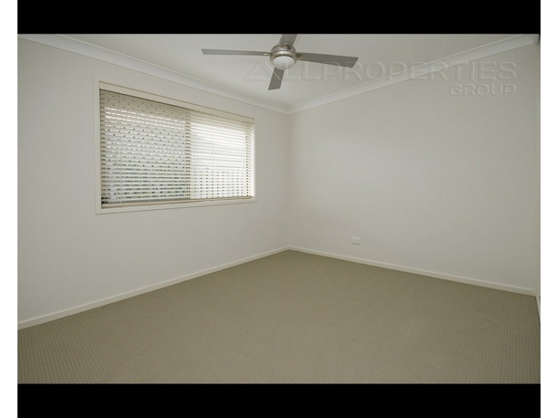 53 Paperbark Cres, Heathwood QLD 4110