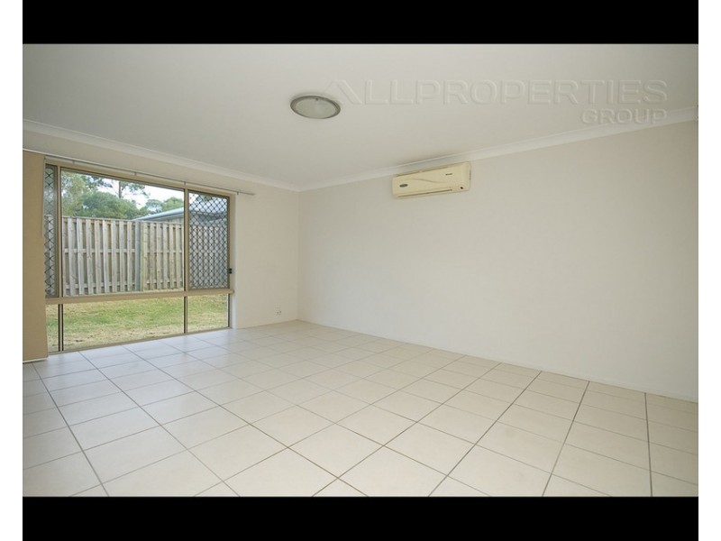 53 Paperbark Cres, Heathwood QLD 4110