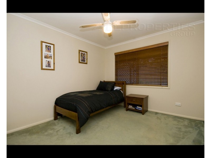 14 Moore Place, Forest Lake QLD 4078