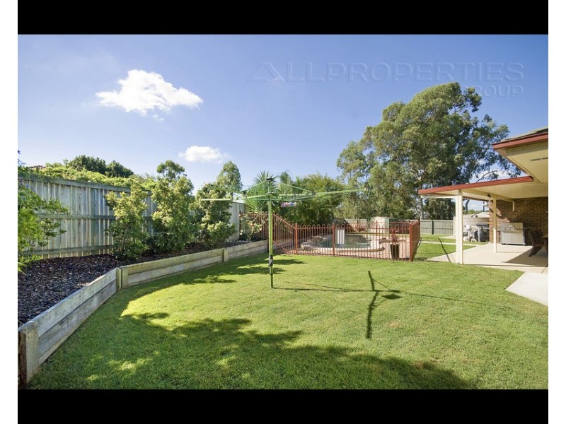 14 Moore Place, Forest Lake QLD 4078