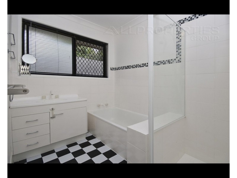 20 Harlequin St, Sunnybank Hills QLD 4109