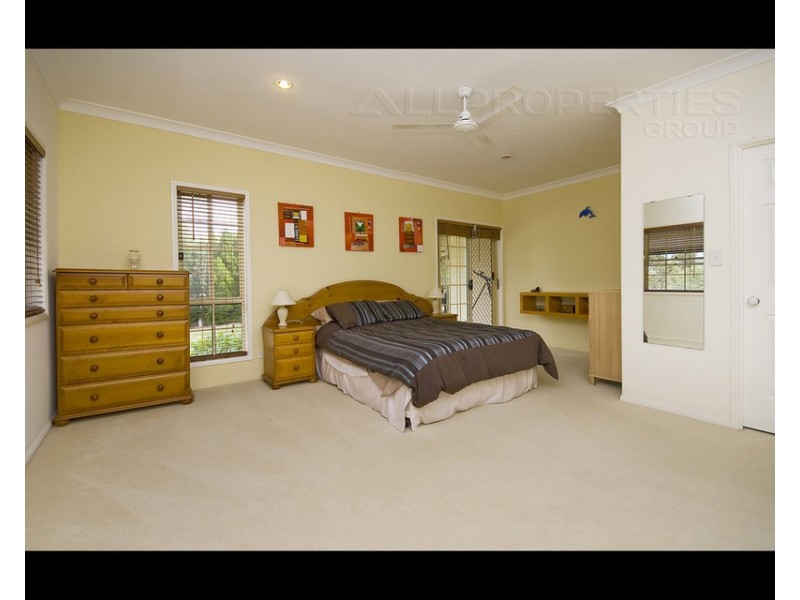 37 Paterson Place, Forest Lake QLD 4078