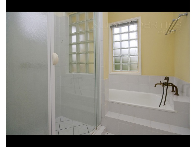 37 Paterson Place, Forest Lake QLD 4078