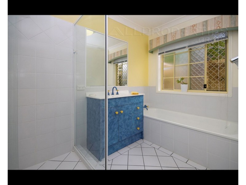 37 Paterson Place, Forest Lake QLD 4078