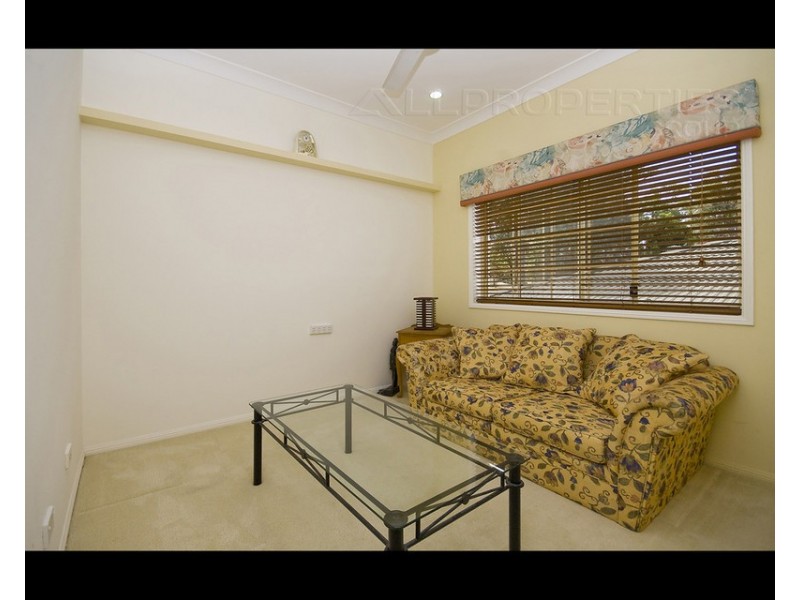 37 Paterson Place, Forest Lake QLD 4078