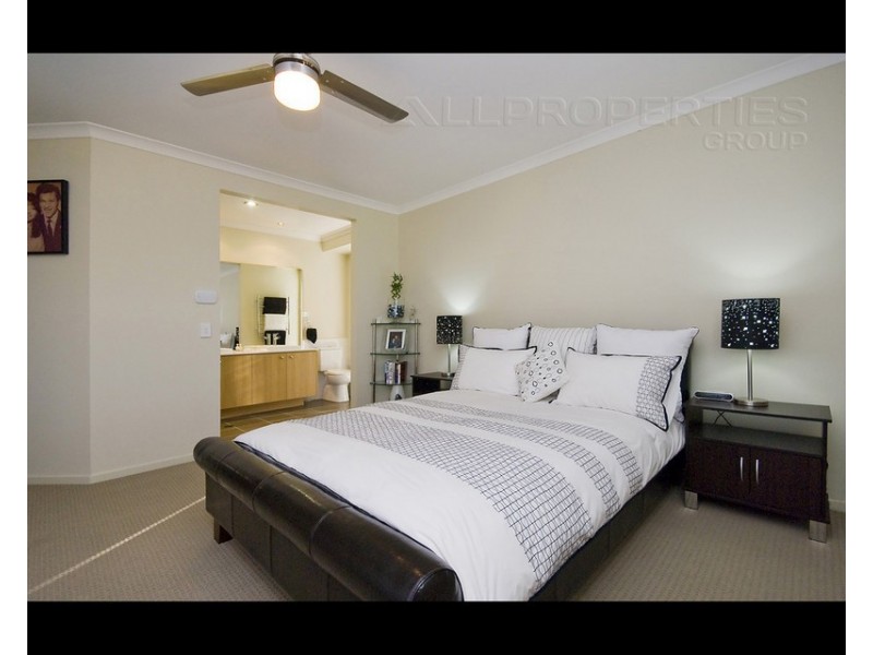 22 Aspen Street, Heathwood QLD 4110