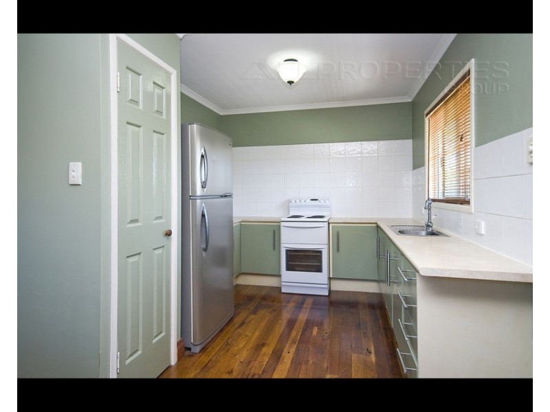 40 Edinburgh Rd, Alexandra Hills QLD 4161