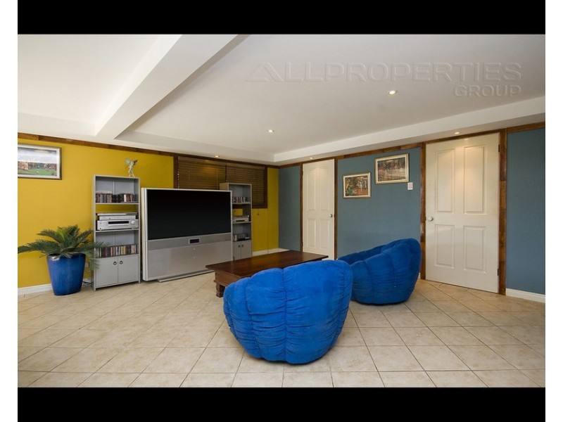 40 Edinburgh Rd, Alexandra Hills QLD 4161