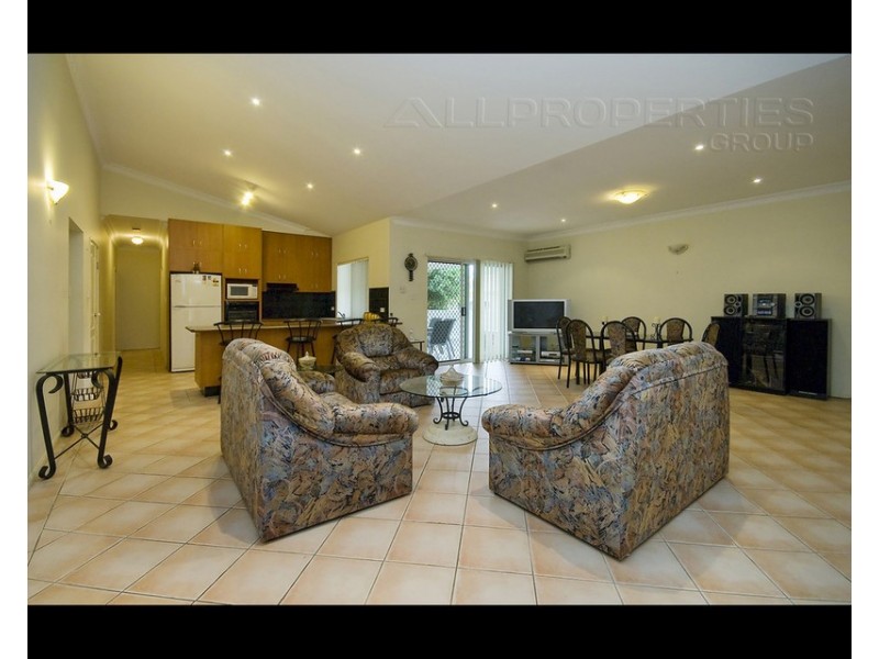 18 Toolara Circuit, Forest Lake QLD 4078