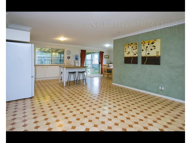 71 Mabel Street, Oxley QLD 4075