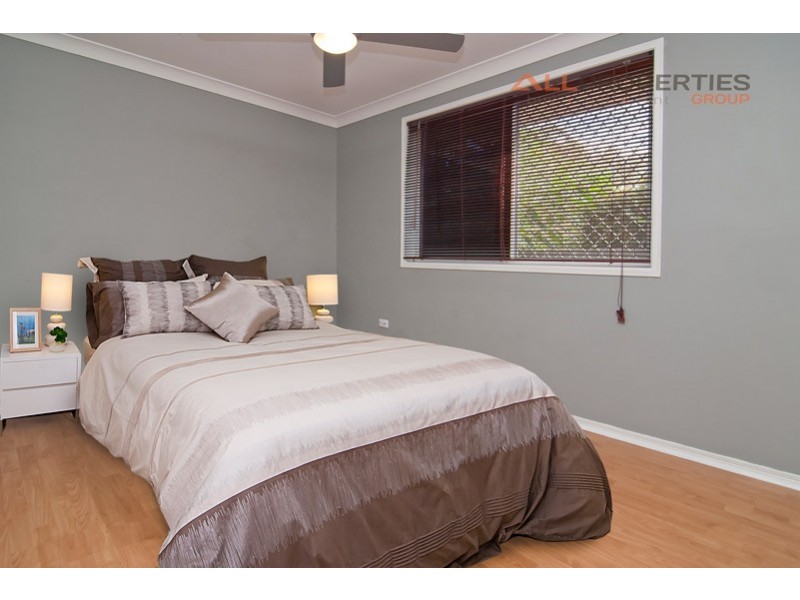 80 HALDHAM CRESCENT, Regents Park QLD 4118