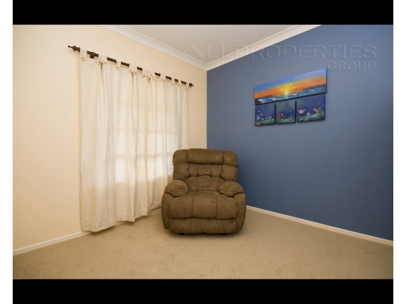 18 Babylon Place, Forest Lake QLD 4078