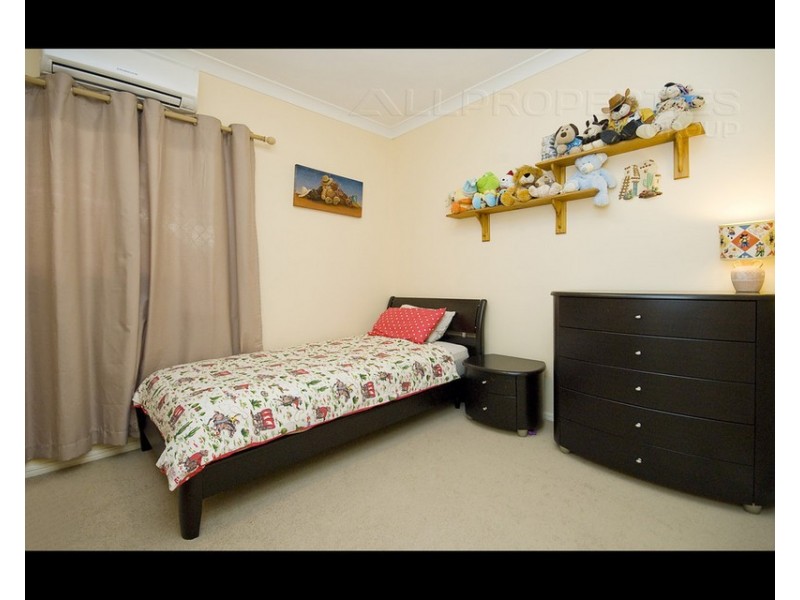 18 Babylon Place, Forest Lake QLD 4078