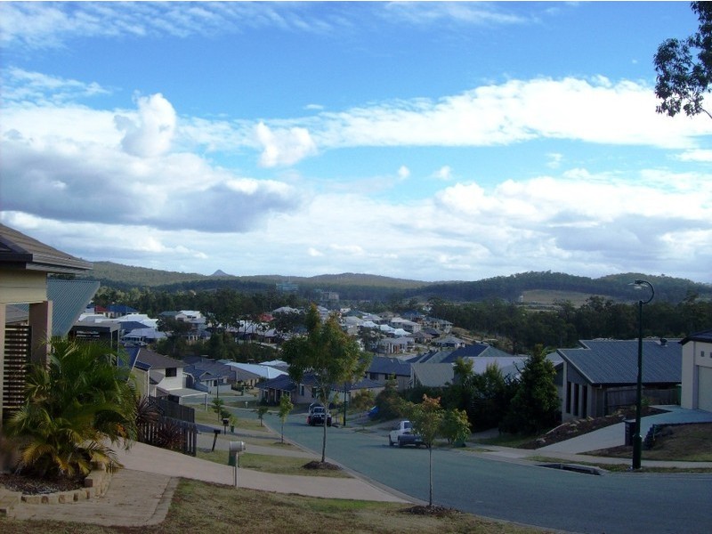 10  Greenwood Street, Springfield Lakes QLD 4300