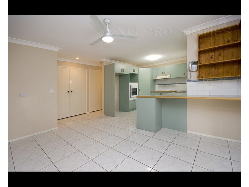 9 Scarlet Pl, Forest Lake QLD 4078