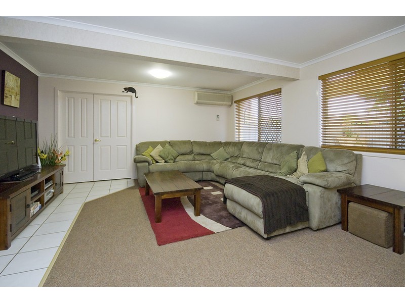 84 Begonia St, Browns Plains QLD 4118