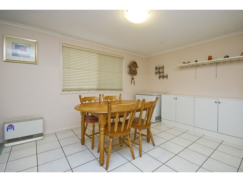 84 Begonia St, Browns Plains QLD 4118