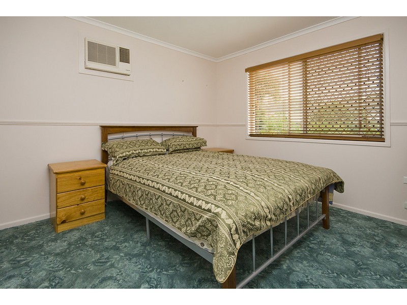 84 Begonia St, Browns Plains QLD 4118
