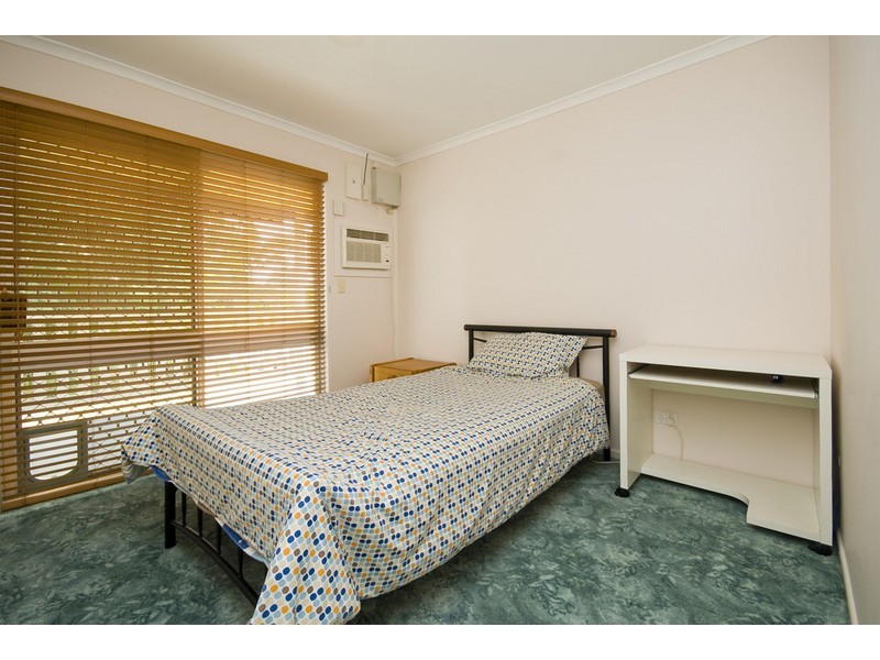 84 Begonia St, Browns Plains QLD 4118