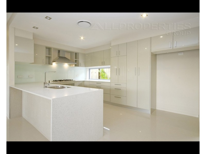 18 Watergum Street, Heathwood QLD 4110