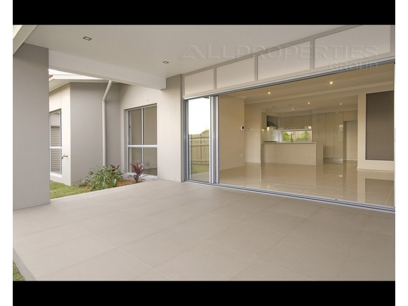 18 Watergum Street, Heathwood QLD 4110