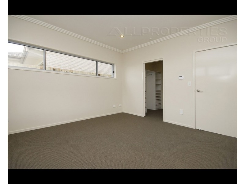 18 Watergum Street, Heathwood QLD 4110