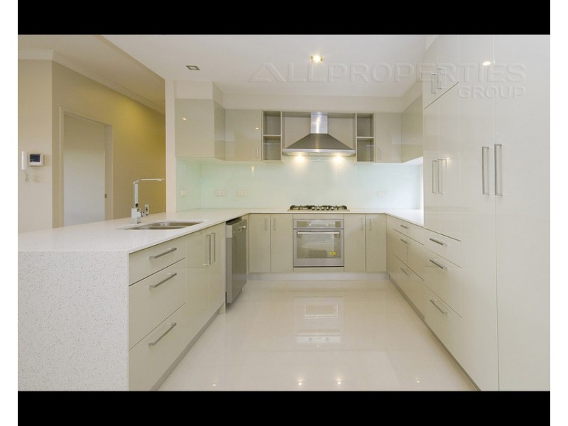 18 Watergum Street, Heathwood QLD 4110