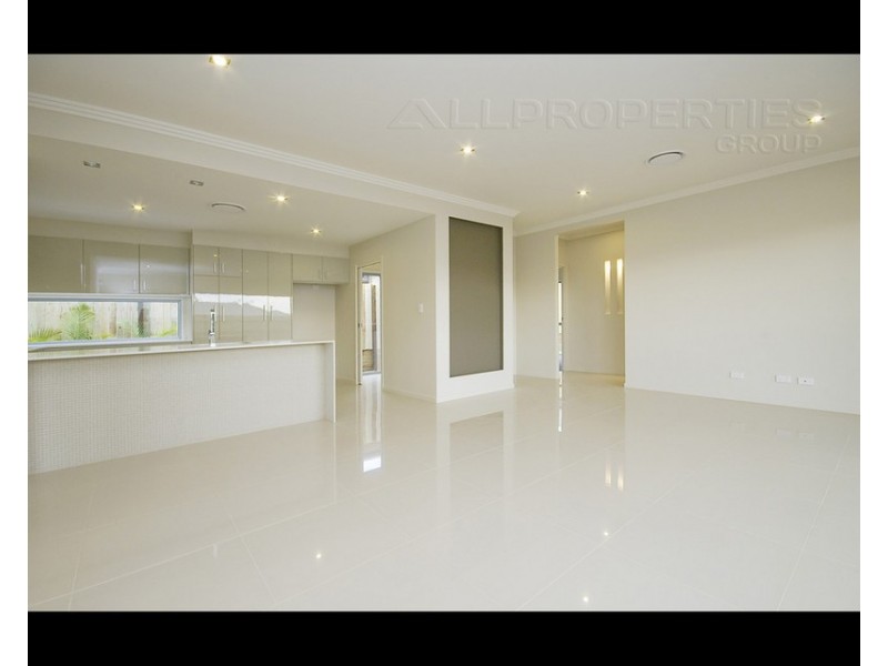 18 Watergum Street, Heathwood QLD 4110