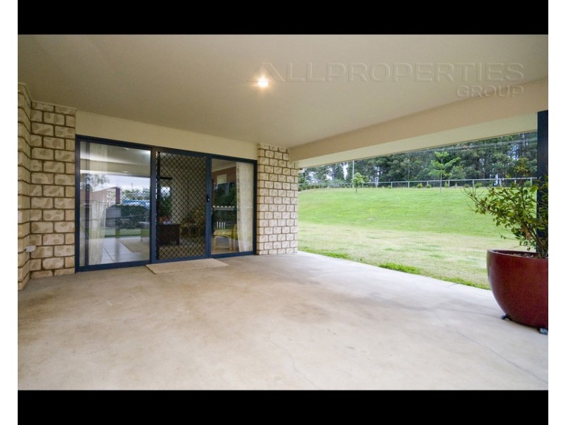 13 Howard Hughes Ct, Maudsland QLD 4210