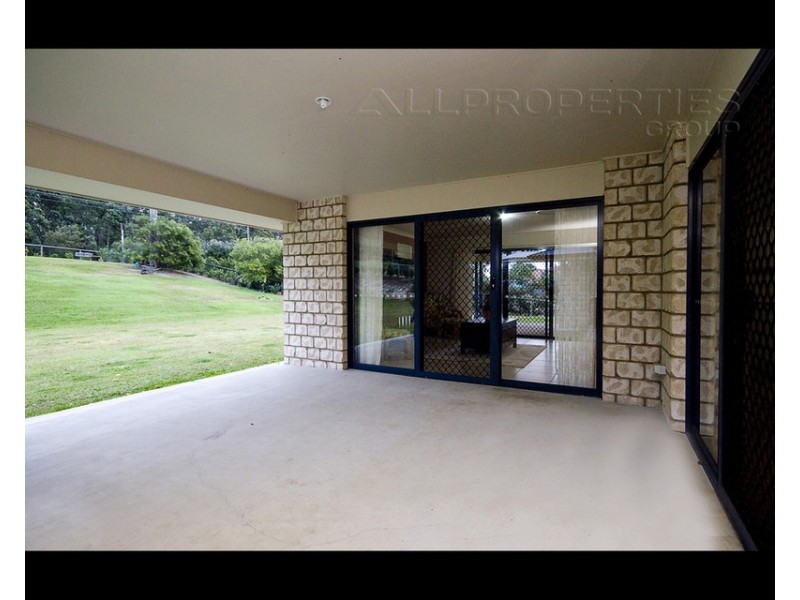 13 Howard Hughes Ct, Maudsland QLD 4210