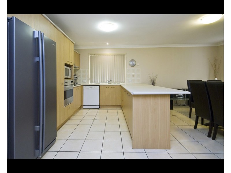 3 Cobham Lane, Forest Lake QLD 4078