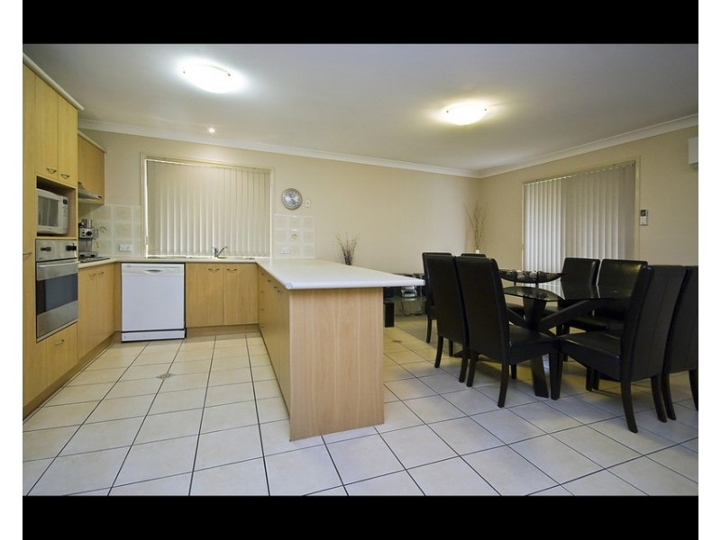 3 Cobham Lane, Forest Lake QLD 4078