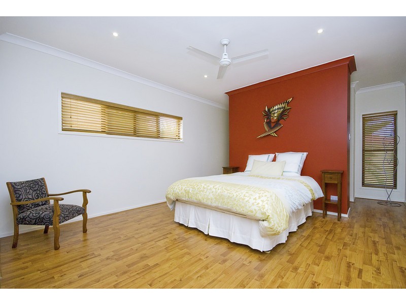 10 Randerson Street, Forest Lake QLD 4078