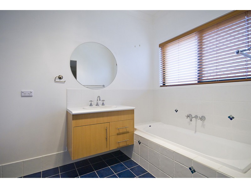 10 Randerson Street, Forest Lake QLD 4078