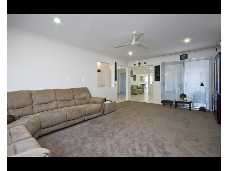 9 Freshwater Dr, Berrinba QLD 4117