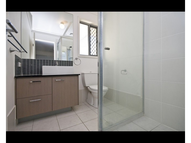 9 Freshwater Dr, Berrinba QLD 4117