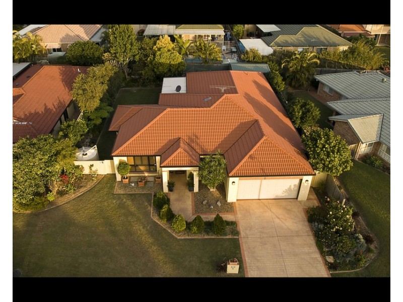 11 Glenroy Pl, Parkinson QLD 4115