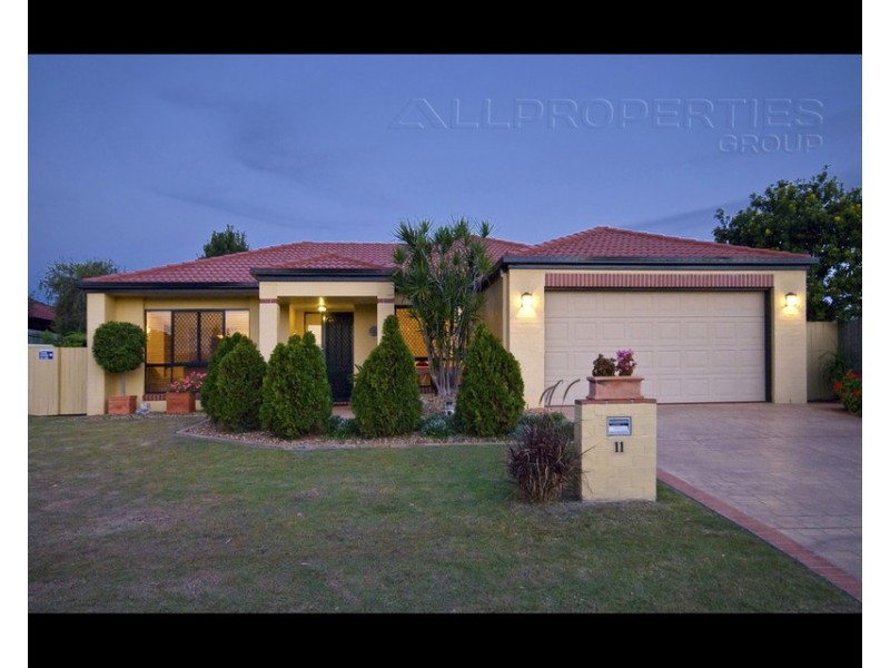 11 Glenroy Pl, Parkinson QLD 4115