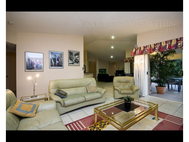 49 Kondalilla Parade – The Cascades, Forest Lake QLD 4078