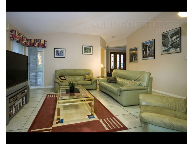 49 Kondalilla Parade – The Cascades, Forest Lake QLD 4078