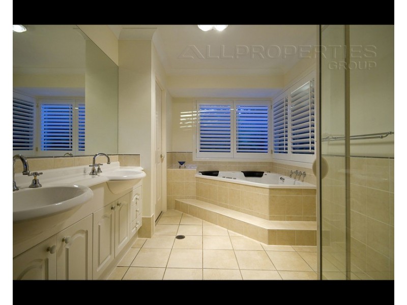 49 Kondalilla Parade – The Cascades, Forest Lake QLD 4078