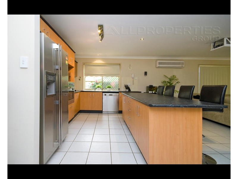 12 Cobourg Street, Forest Lake QLD 4078