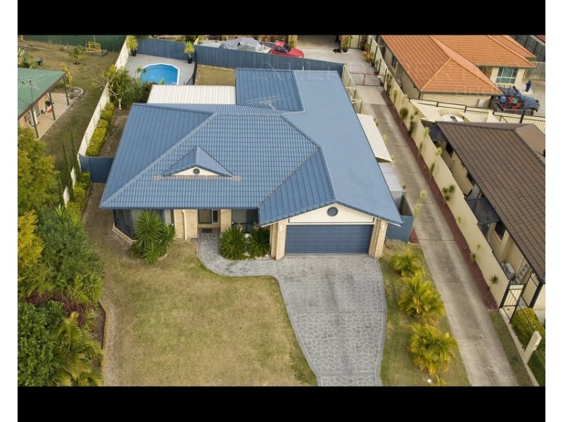 6 STANDFORD PLACE, Regents Park QLD 4118