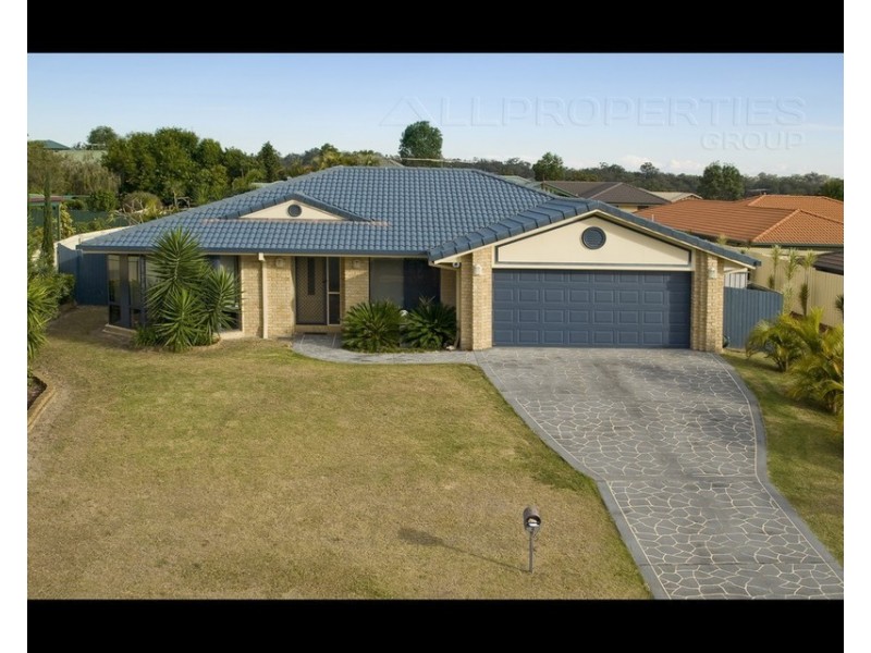 6 STANDFORD PLACE, Regents Park QLD 4118