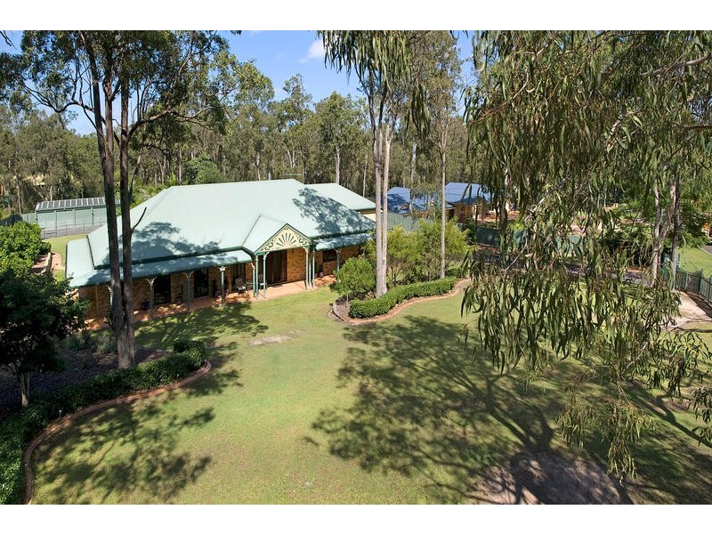 8 Priory Street, Forestdale QLD 4118