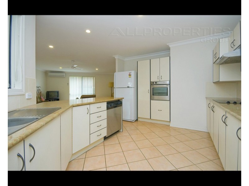 92 Columbus Cct, Drewvale QLD 4116