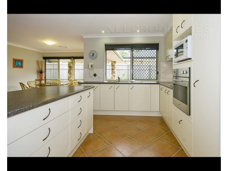 73 Caley Cres, Drewvale QLD 4116